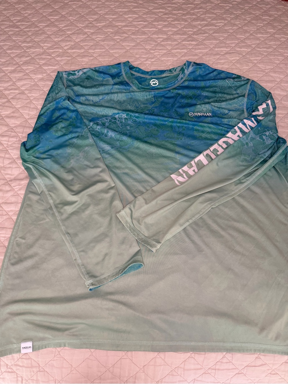 Magellan Outdoors Teal and Seafoam Ombre Long-Sleeve Performance Tee